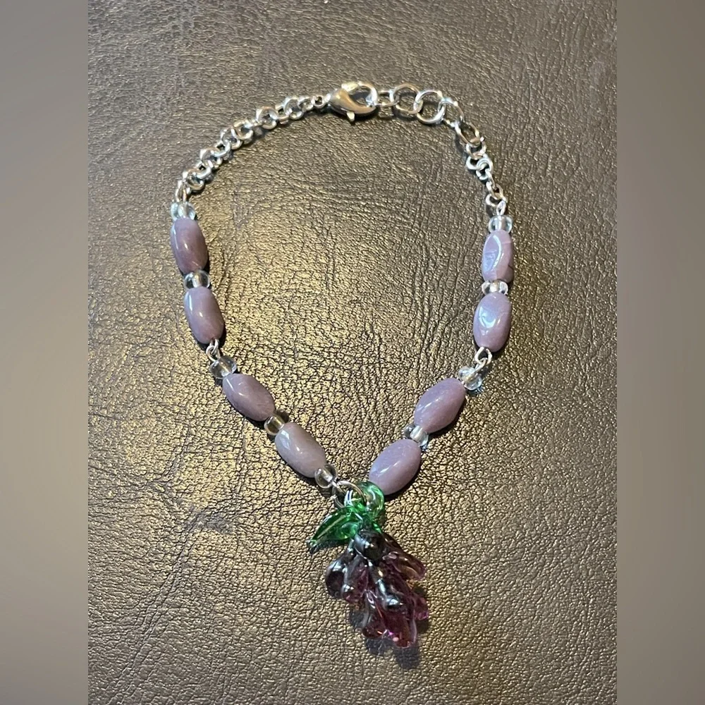 Hand made grape bracelet - Picture 1 of 3